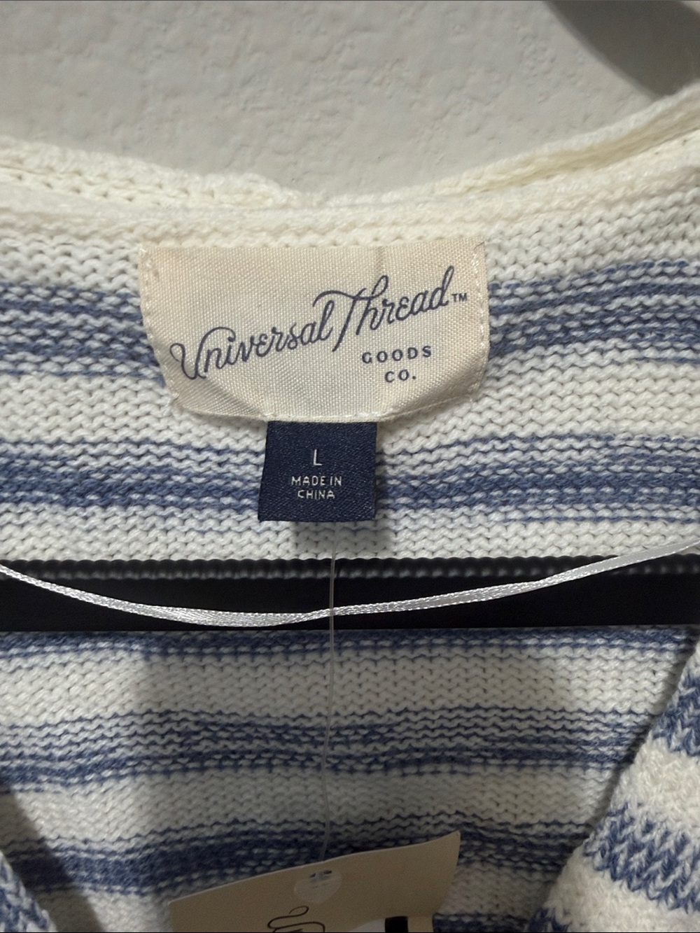 Universal Thread White & Navy Striped Button-Front Tank - Picture 2 of 5